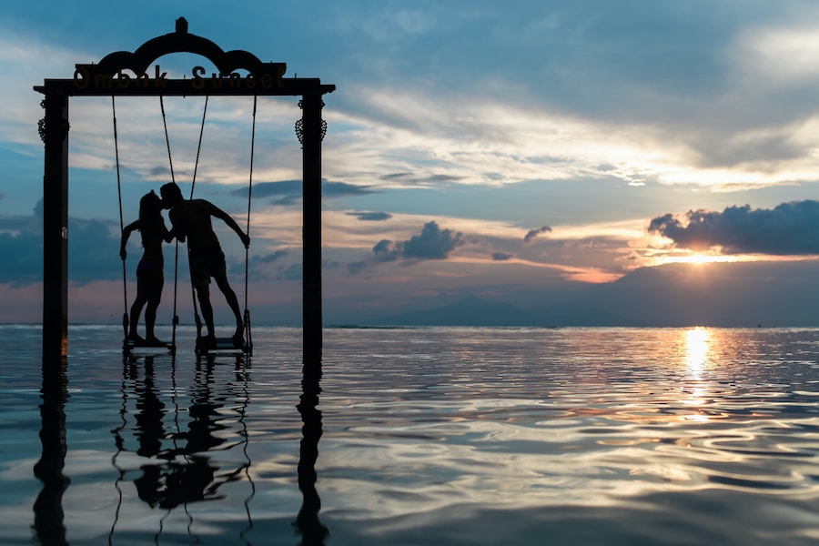 The Fine Line Between Love and Codependency: Understanding the Key Differences